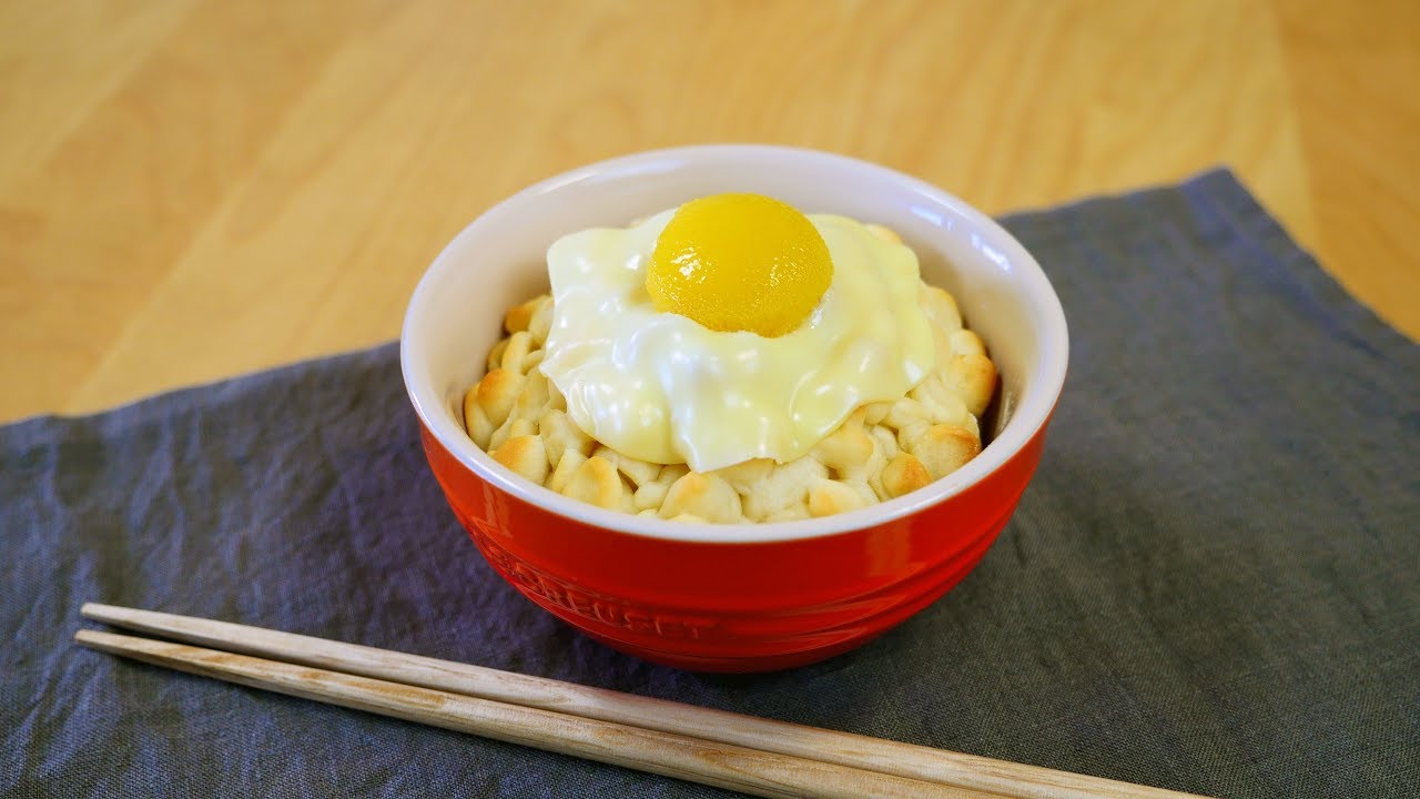 Trick Recipes : Eggs over Rice Bread なんちゃって卵かけご飯パン TKGパン | MosoGourmet 妄想グルメ