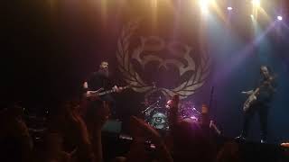 Stone Sour – Song #3 & Through Glass (Live in Moscow)