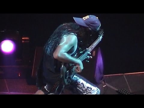 Metallica - Madly in Anger with Ft. Lauderdale (2004) [720p60fps Upscale]