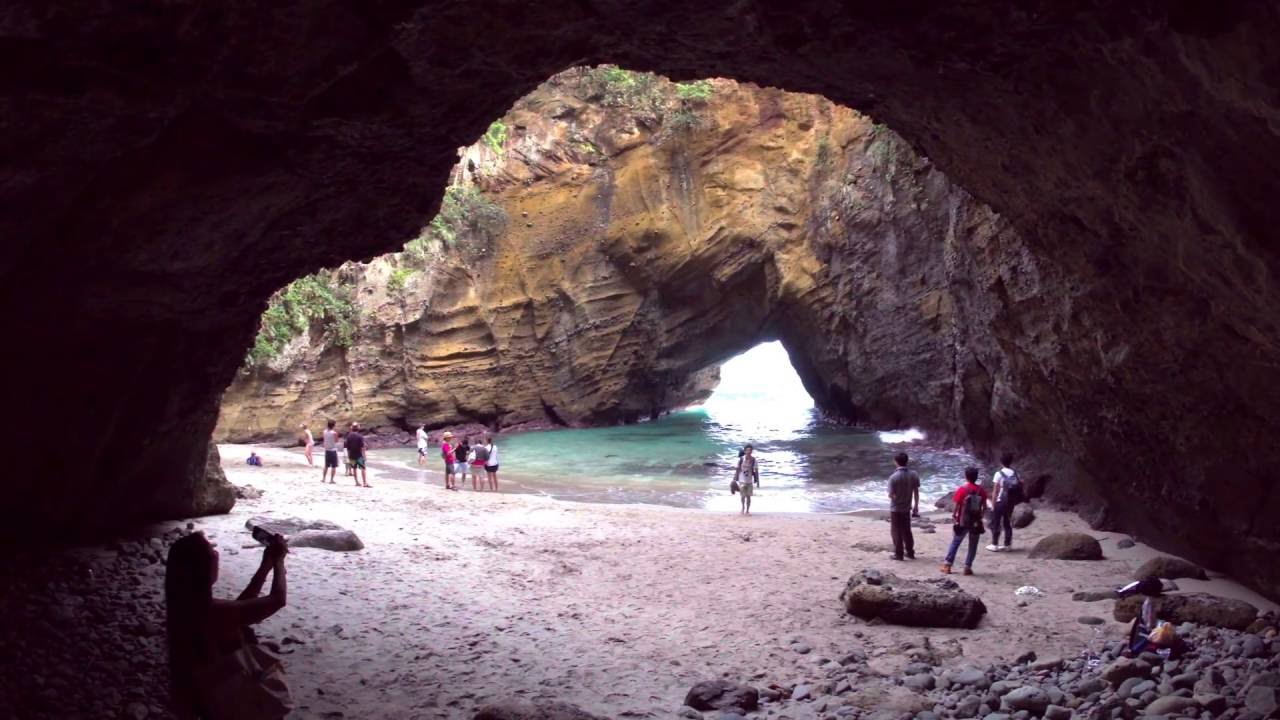 日本の絶景 秘境 竜宮窟 静岡県 Vacations バケーションズ 日本の絶景 秘境 竜宮窟 静岡県 Vacations バケーションズ