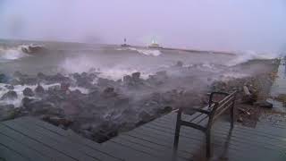 Duluth MN. record storm, big waves, damage ,10\/27\/17