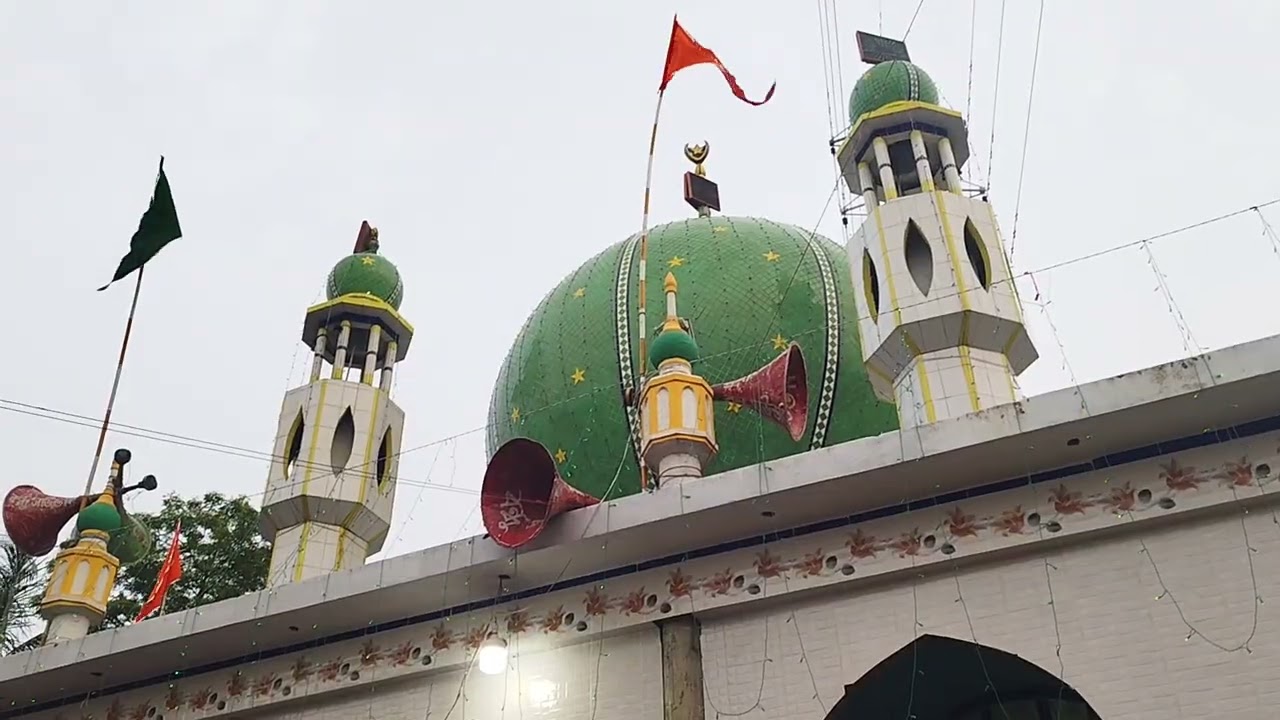 Alhaj Hazrat Pathik Tarif Ali Shah (Ajmeri) Madhu Baba(Rah.A), Nabinagar, Brahmanbaria, Bangladesh.
