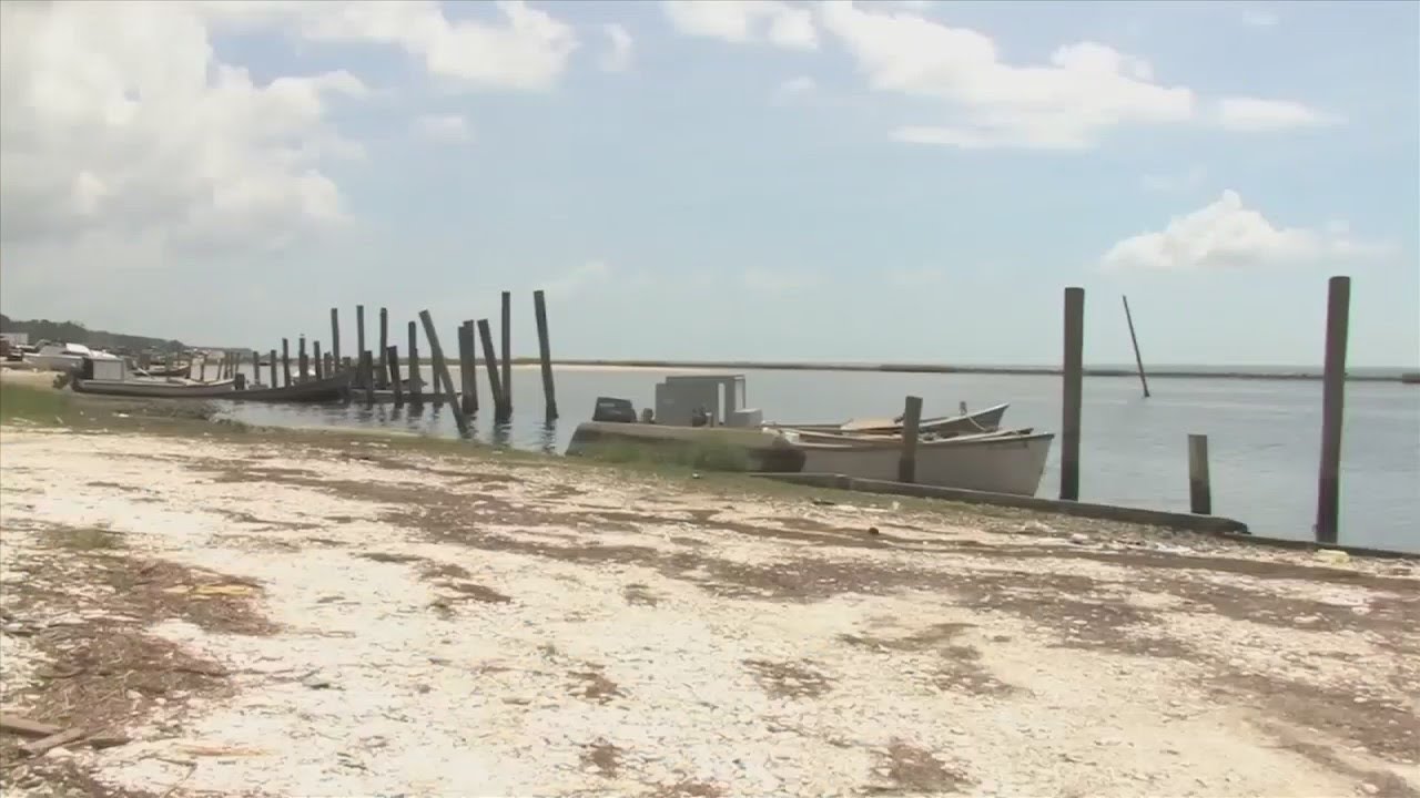 Three men rescued from Apalachicola Bay after boat capsizes YouTube