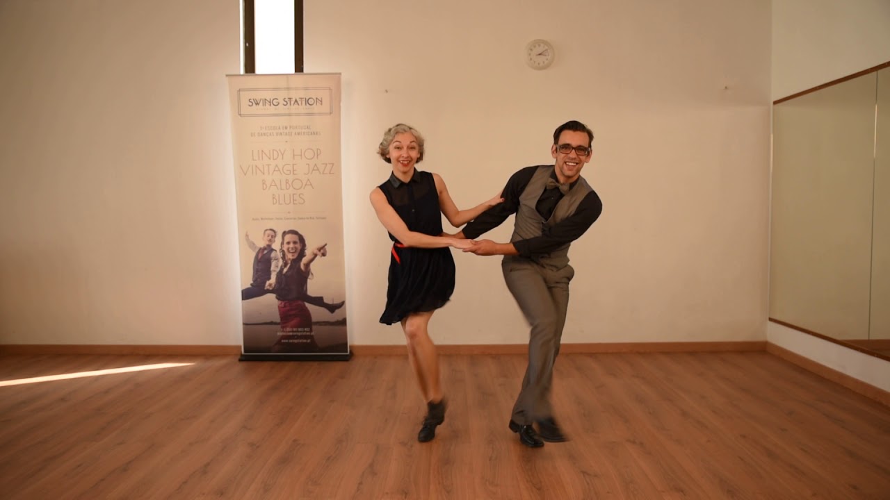 Lindy Hop Bases • Basic Charleston and Hand to Hand Charleston