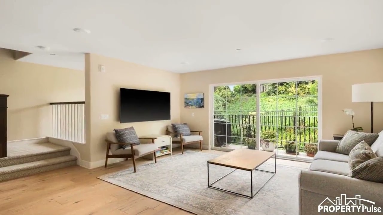 2406 Torrey Pines Rd 152, La Jolla, CA 92037