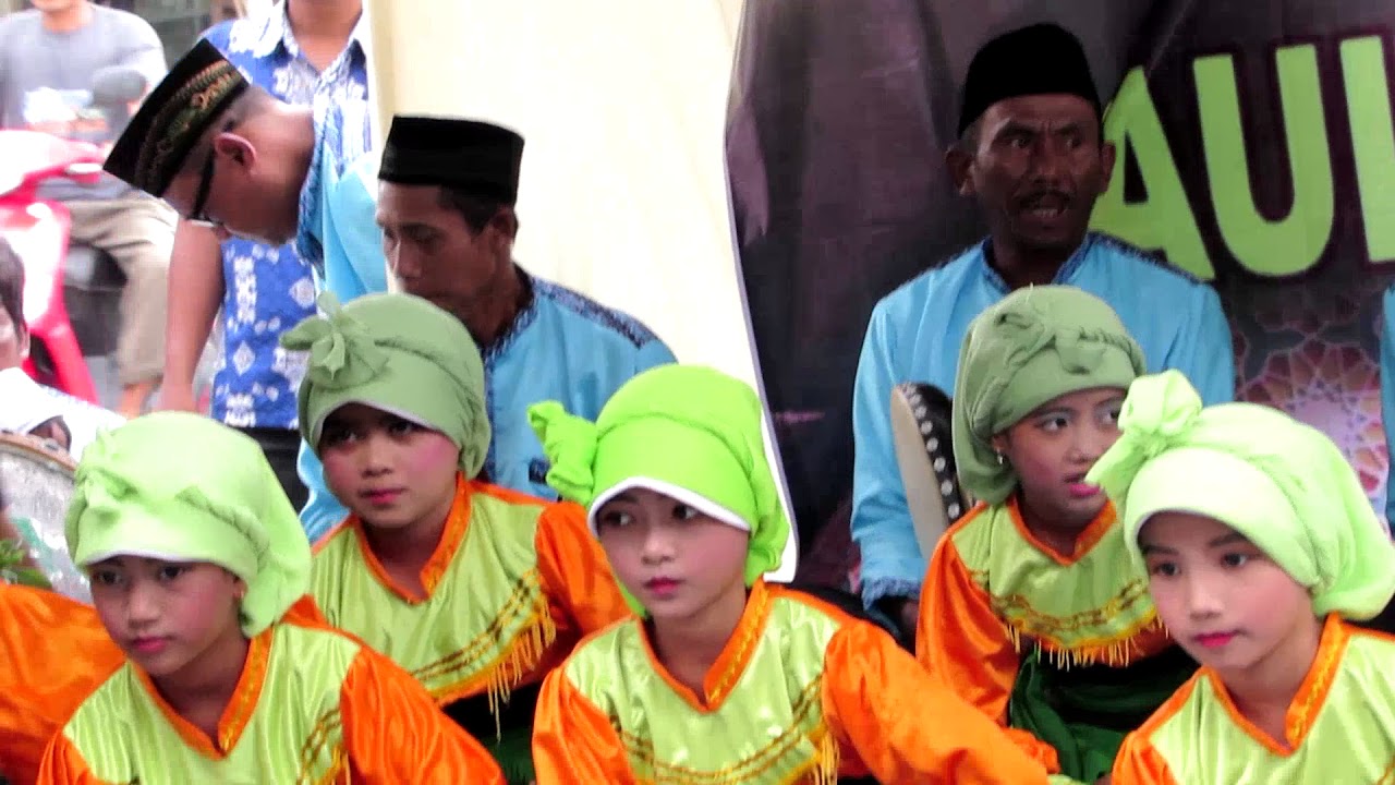 Tari rudat angling darma krasak indramayu part 1