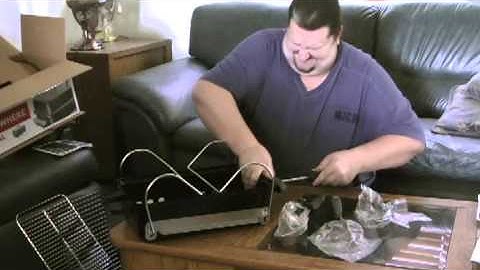 Weber Go-Anywhere charcoal grill unboxing and assembly