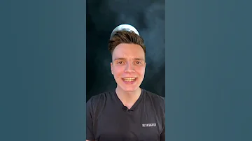 Никогда не гладьте птиц по спине и вот почему...