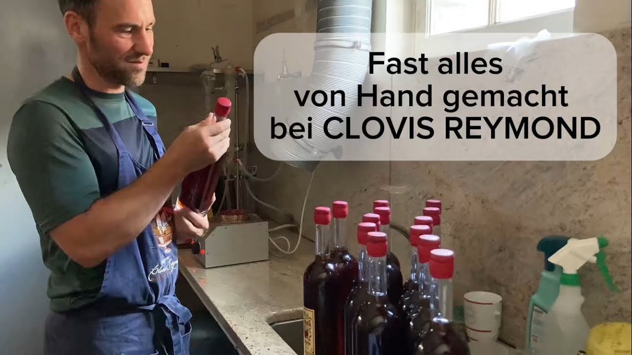 F02: In der Destillerie — Fast alles von Hand gemacht bei Clovis Reymond