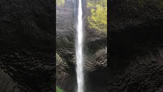 Latourell Waterfall in Oregon&#39;s Columbia River Gorge