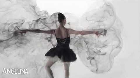 Thumbnail of СНОВА СТОЮ ОДНА....СНОВА КУРЮ МАМА, СНОВА....