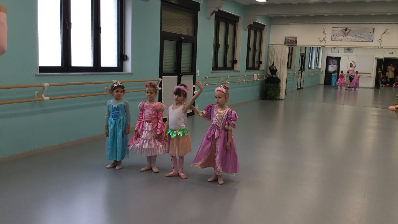 My 5 years old ballet dancing internship show II , 2018 - YouTube