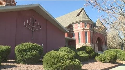 FBI: White supremacist arrested for plotting to bomb Colorado synagogue