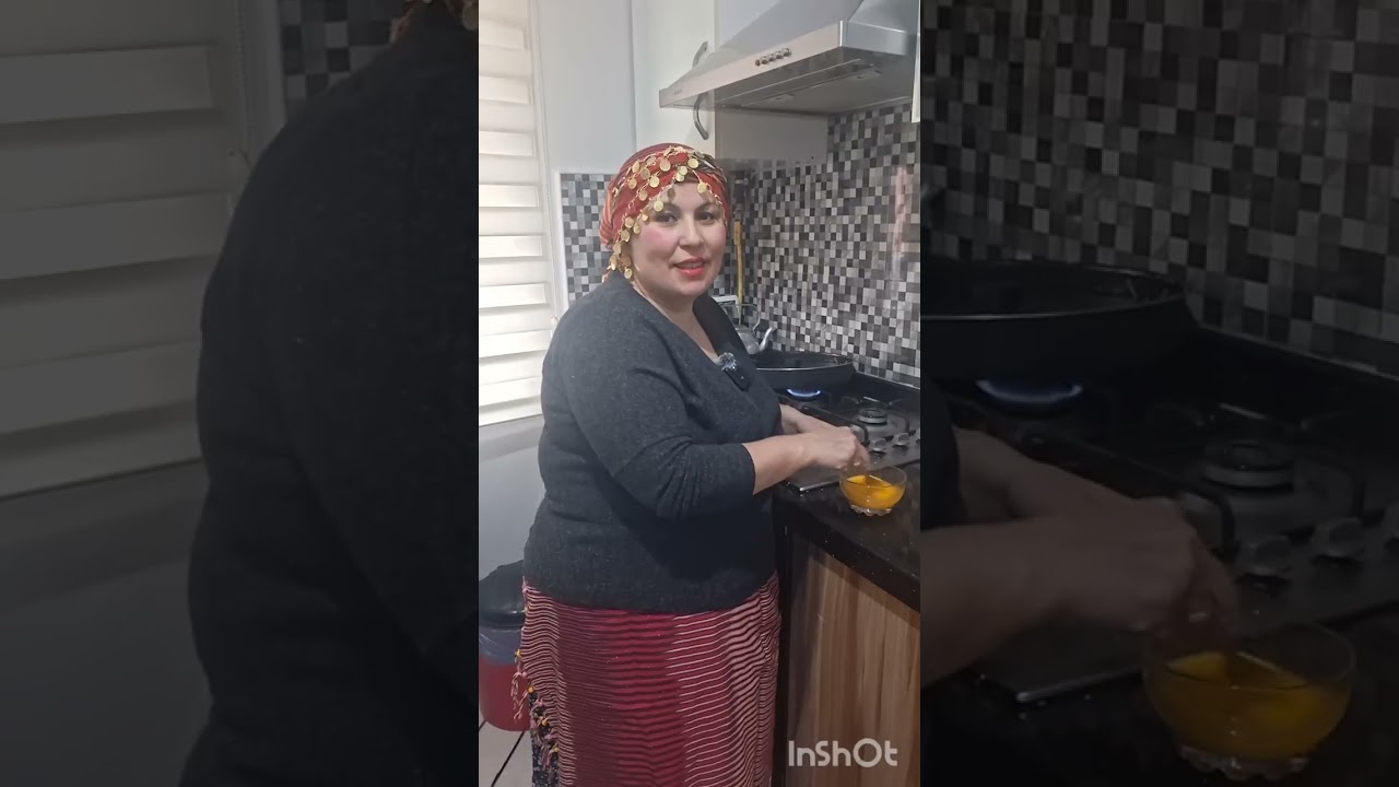 KARADENİZ’E HAS MISIR UNLU PIRASA TURŞUSU KIZARTMASI 😍🔥 | #keşfetteöneçıkar#keşfet#karadenizmutfağı