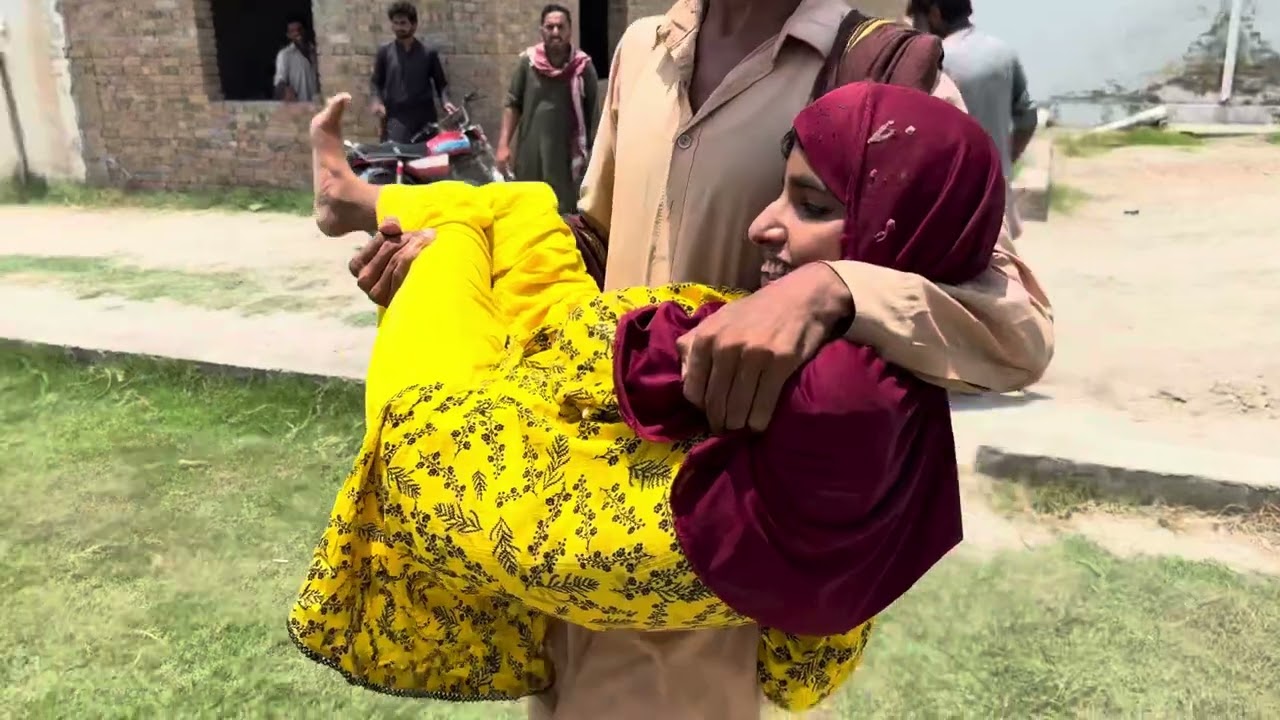Mama ka Ehsas || Meri Mama ka Piyar Tohfa || 8 Logoun Kay laye Asaniyan Farhim ki ||