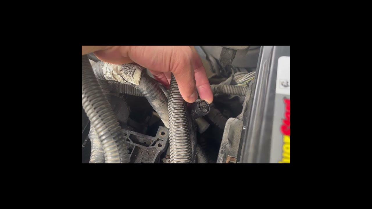 Radiator Coolant Bleed Valve for 2010 Ford Fusion SE 2.5L 4 Cylinder