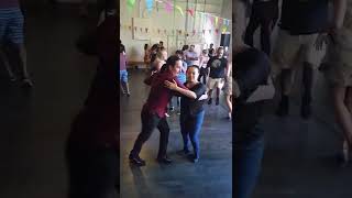 bailando salsa bachata @ the rustix pub in Portland (3)