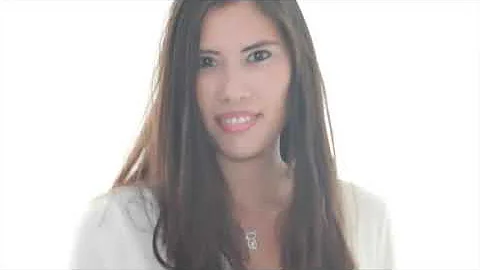 Sarah Devos model video