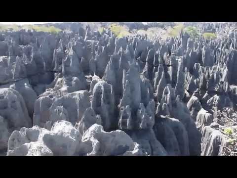 Wideo: Park Narodowy Tsingy de Bemaraha: Kompletny przewodnik