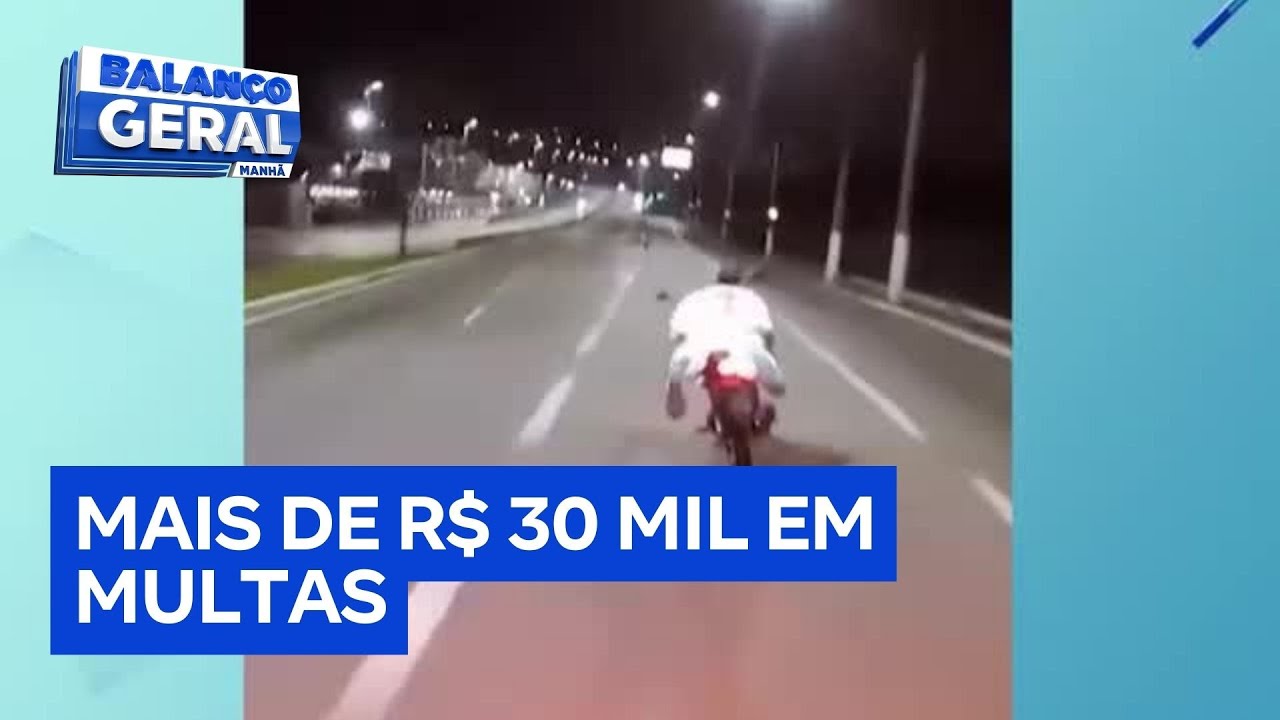 Motociclista faz manobras perigosas para fugir da GCM, mas acaba preso em SP