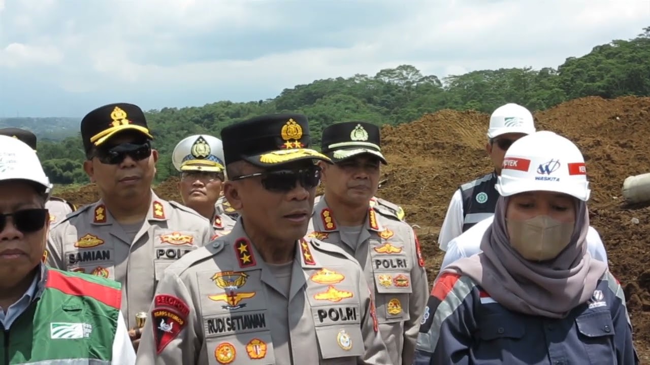 KAPOLDA JABAR CEK KESIAPAN TOL BOCIMI UNTUK JALUR ALTERNATIF