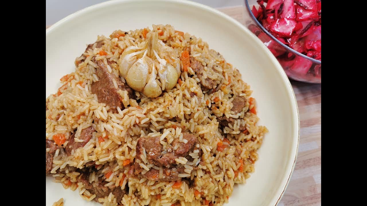 ️Plov, leckeres Reisgericht mit zartem Fleisch, Pilaw - YouTube