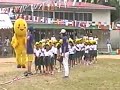 高身長のはばたんが応援　森の幼稚園運動会　クラス対抗綱引き