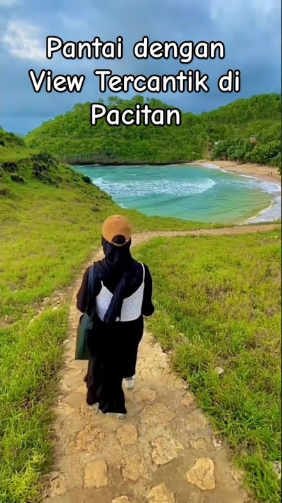 Pantai bercak Pacitan salah satu destinasi dengan panorama yang  sangat indah. #explorepacitan