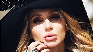 «Была тобой раздета догола»: Светлана Лобода станцевала стриптиз в новом клипе «Была тобой раздета догола»: Светлана Лобода станцевала стриптиз в новом клипе