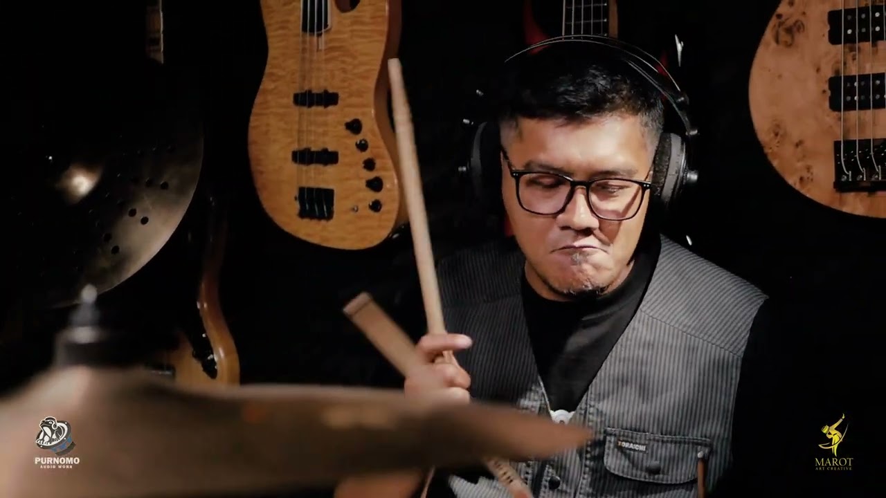 Surrender - Andra And The Backbone ( Cover by Ahim Band )