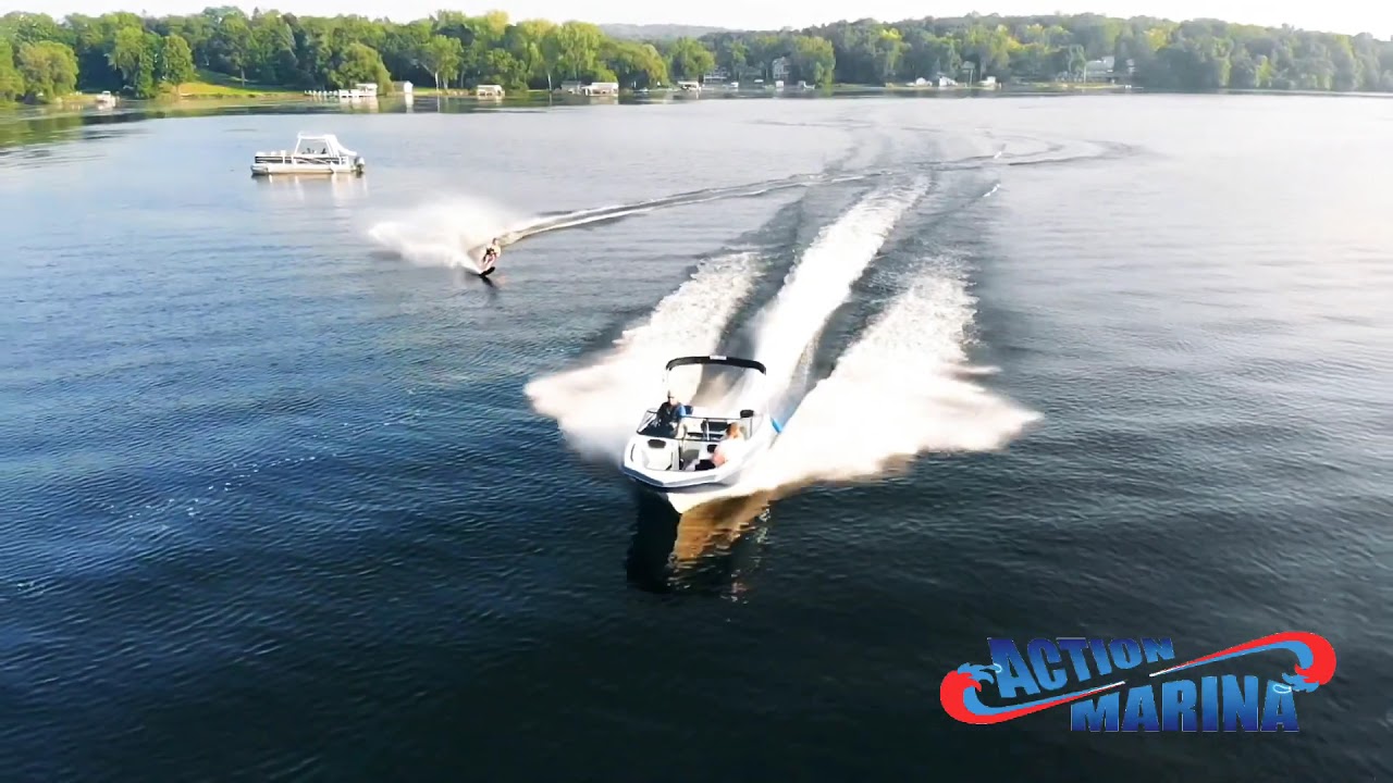 Action Marina Boat Rentals Green Lake, WI Yamaha Jet Boat Slalom