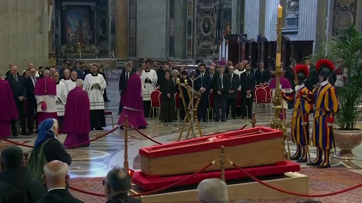 Thousands Gather At The Vatican To Honor Pope Francis