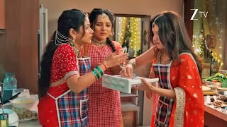 Vasudha Divya Burns Her Hand