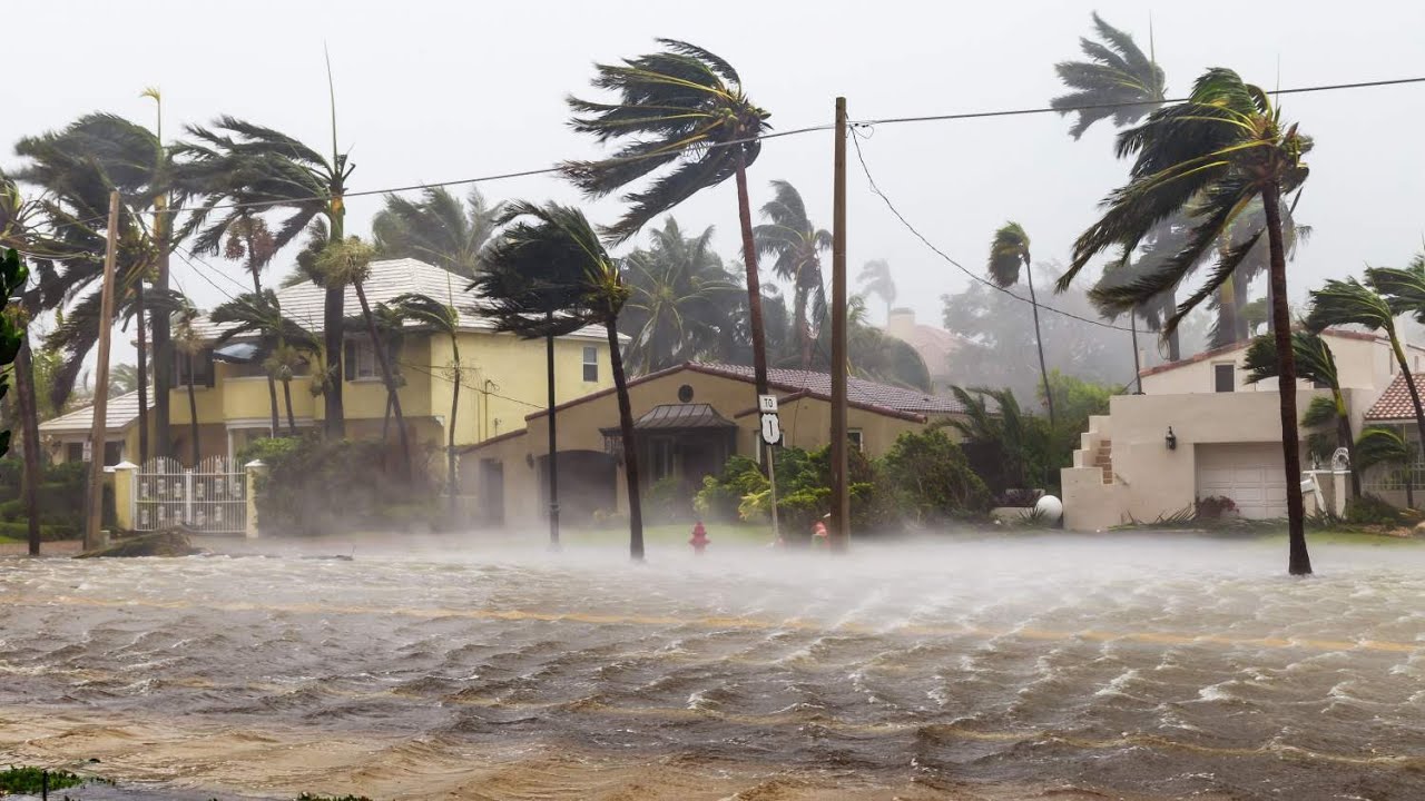 .Hurricane Julia. Dangers of Tropical storms and hurricanes in Costa Rica. YouTube