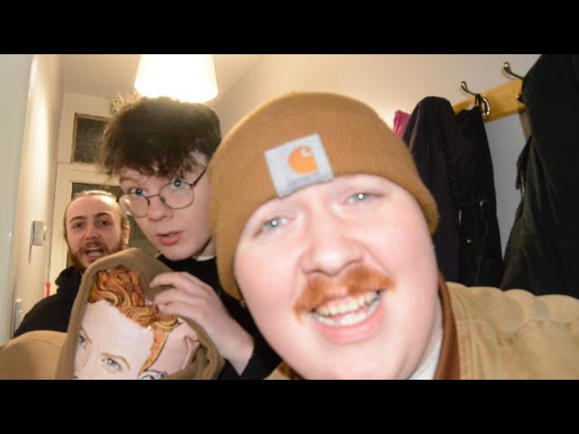 Sweet Neptune – Falling Down The Stairst