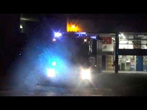 Brandweer Stein, TS 24-4531, met spoed naar een zeer grote loodsbrand bij ENCI Maastricht!