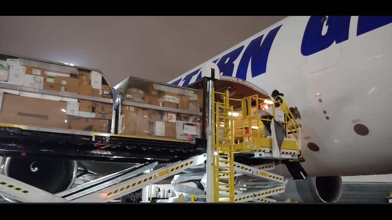 Western Global Airlines Peak Season