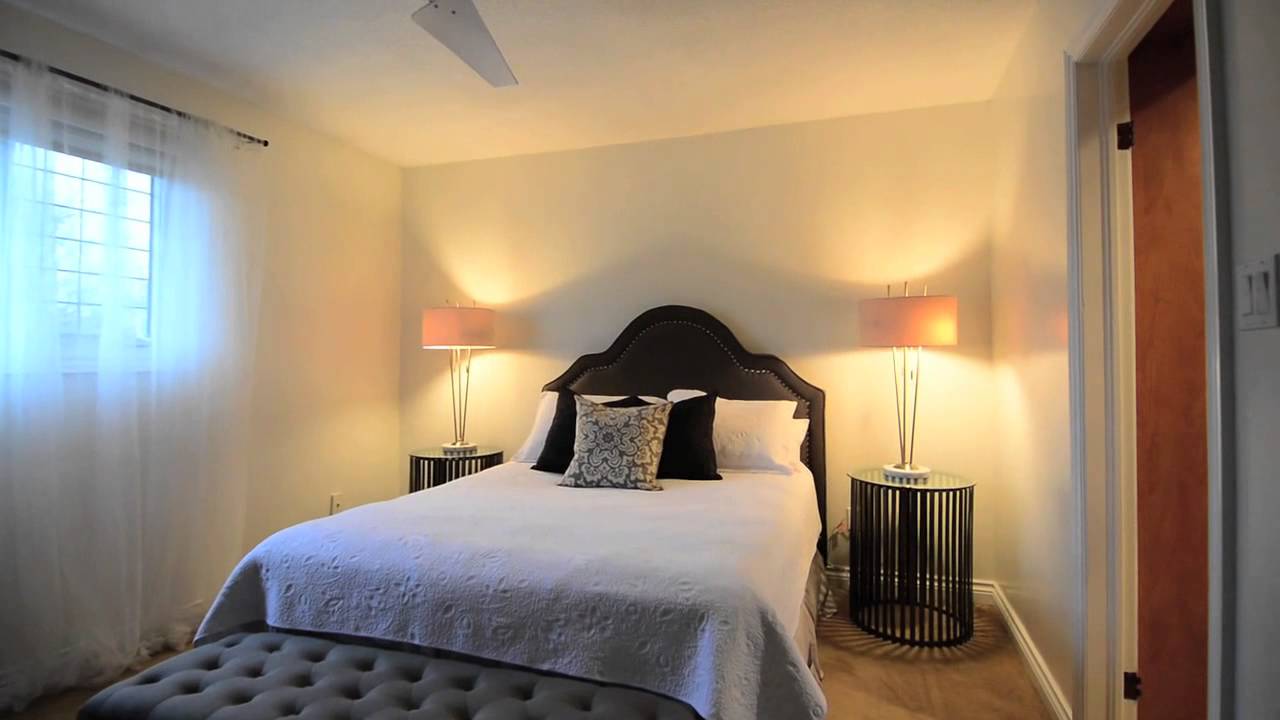 218 Valleyview Court, Oakville, home for sale