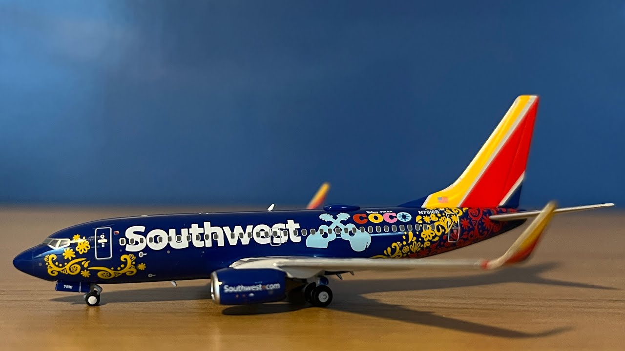 NG Models Southwest Airlines 737-700 