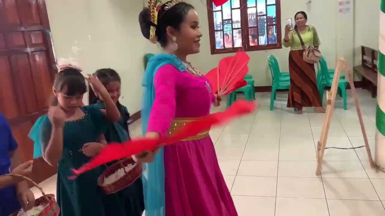 Tarian Prosesi Pengantin Masuk Gereja acara Pemberkatan 🤵‍♂️👰‍♀️