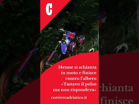 Video Schianto in moto contro lalbero, 14enne grave: «Tastavo il polso, non rispondeva»