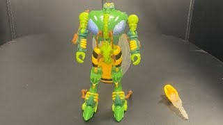 Transformers Generations Thrilling 30 Waspinator Complete Transformation Process Video. T30 Deluxe
