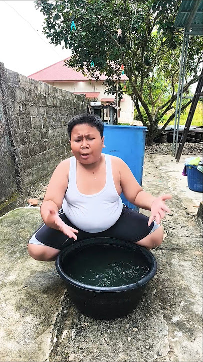 Taking a bath is a bother for mom #shots #trending #funny #subscribe