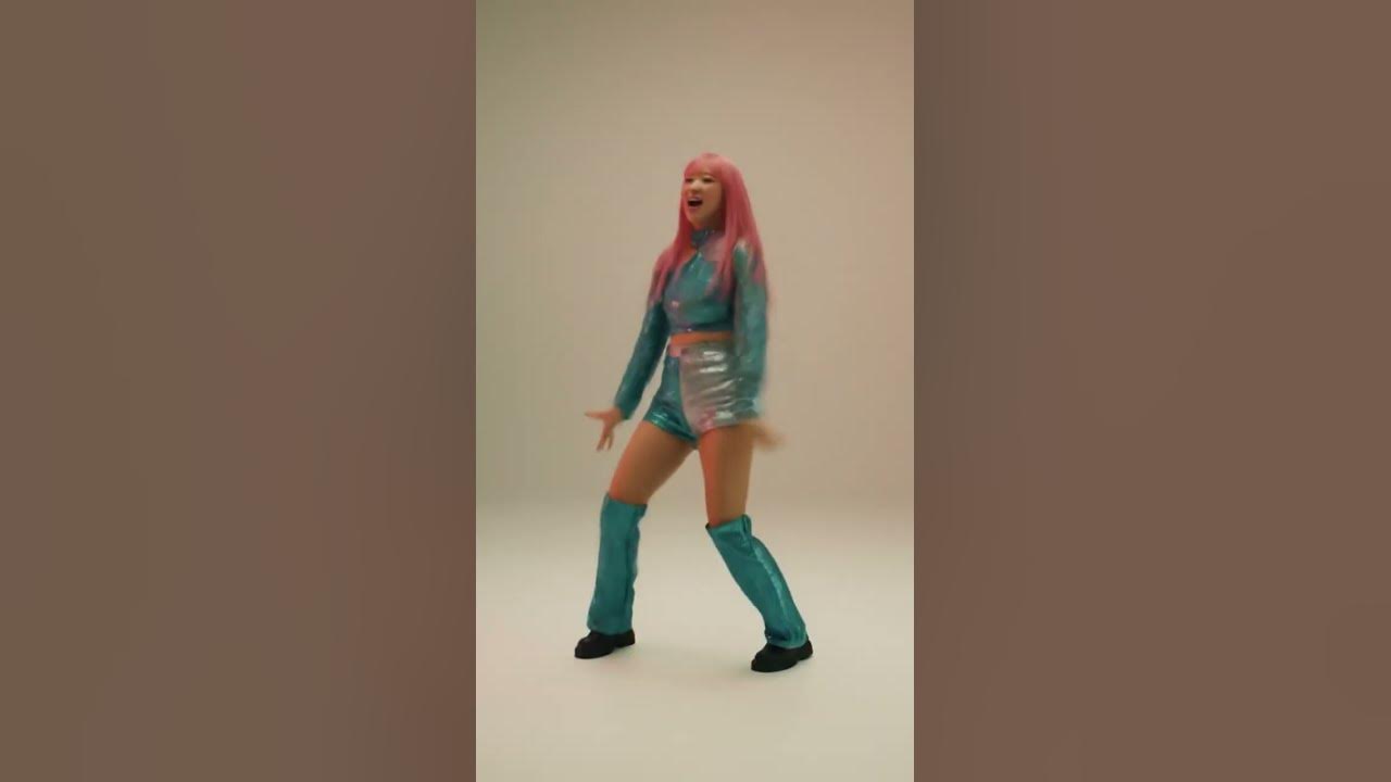 ピンク髪でK-POP完コピ踊ってみた！