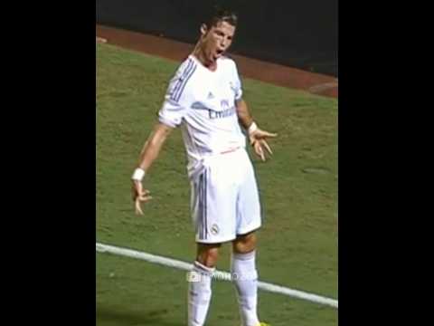 Cristiano vs Gravity