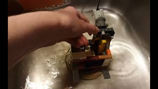 I built a Working lego piston water pump