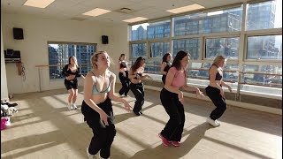 Does Your Mother Know - Mamma Mia/ Jessa Doll Choreography