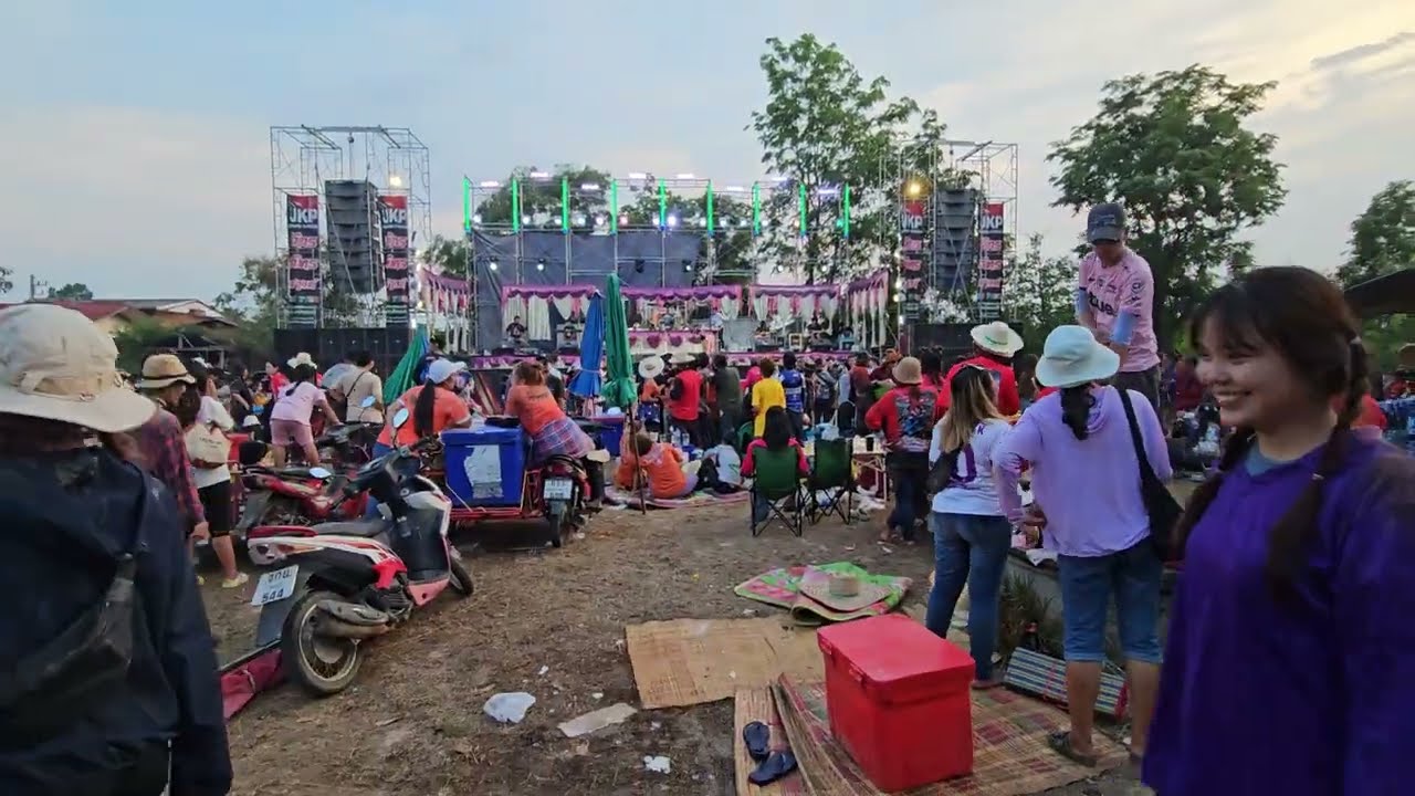 จักรภัทรซาวด์ สุดยอดเครื่องเสียง จาก อ.เขื่องใน จ.อุบลราชธานี งานที่ บ้านกอก ต.กอก อ.เขื่องใน อุบลฯ