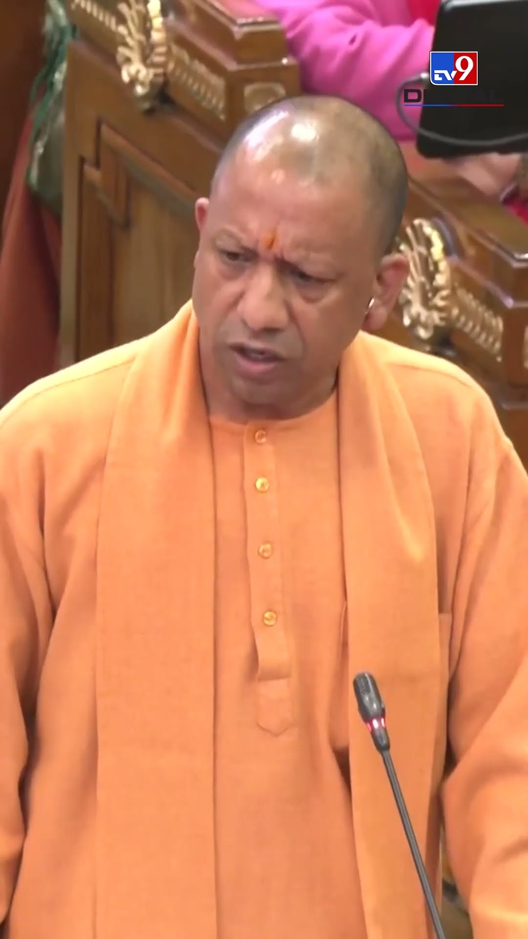 CM Yogi ON Sambhal: मुसलिम समुदाय का जुलुस हिंदु मोहल्ले से सुरक्षित निकल जाता है लेकिन...: CM Yogi