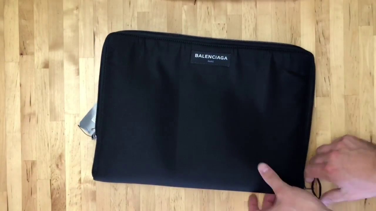 Balenciaga Pouch ‘black’ | UNBOXING | luxury fashion accessory | 2018